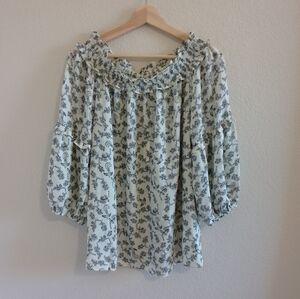 Max Studio size large off the shoulder blouse